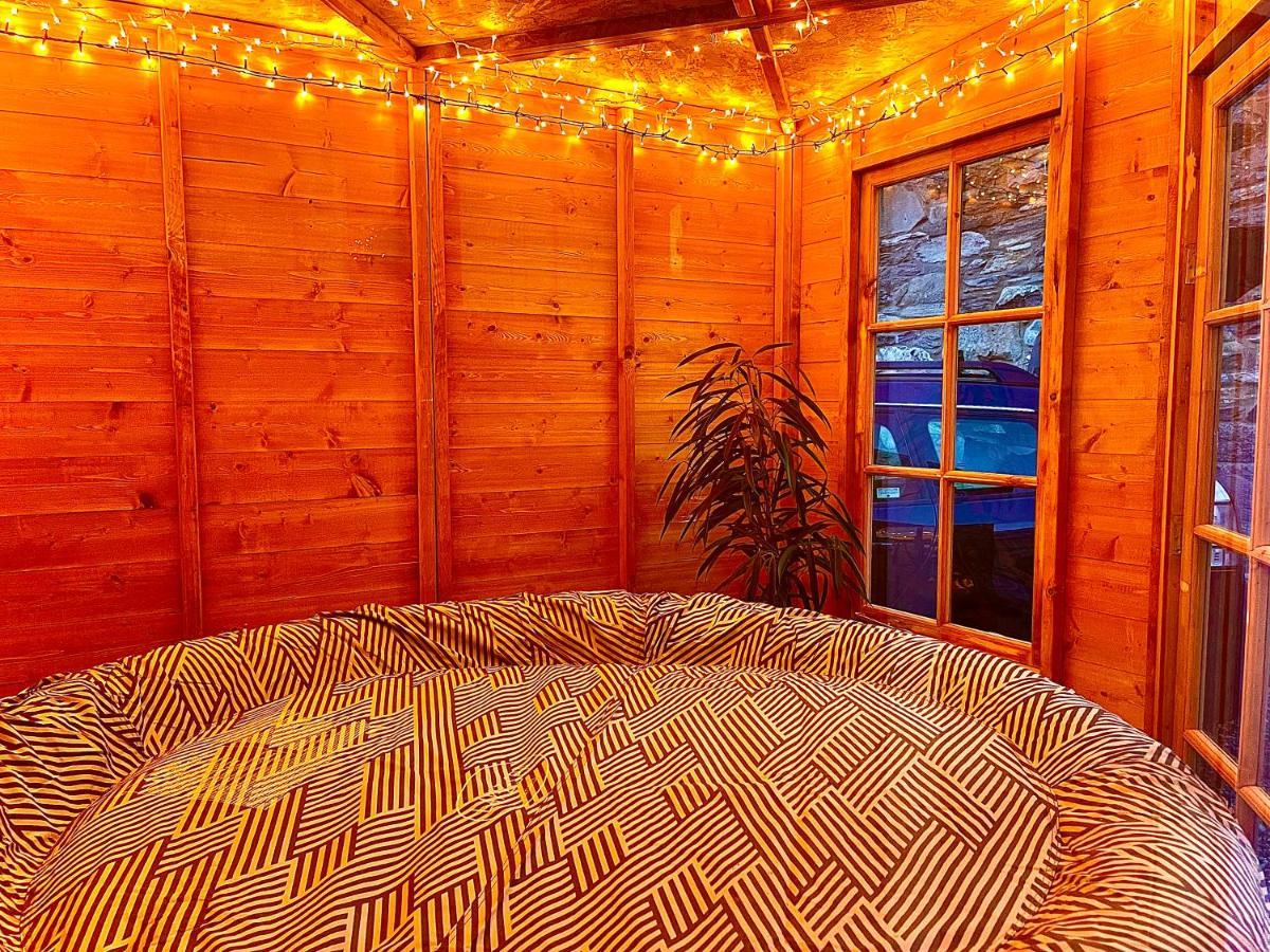 Tanygrisiau Zip Cottage Sleeps 2-3 Climb Snowdon Zip World מראה חיצוני תמונה