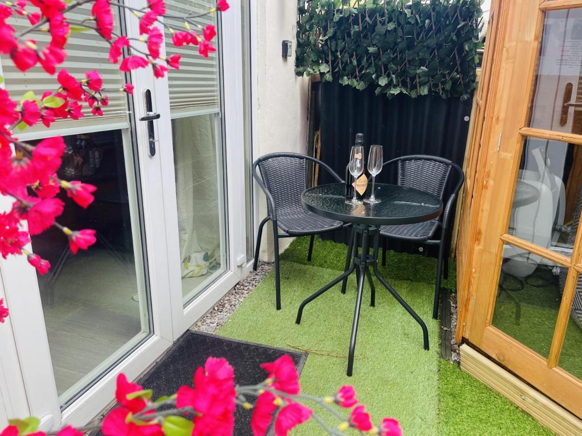 Tanygrisiau Zip Cottage Sleeps 2-3 Climb Snowdon Zip World מראה חיצוני תמונה